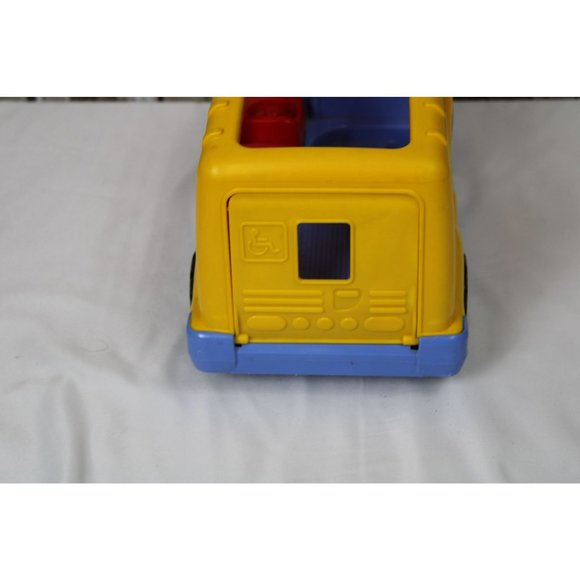 1998 Fisher Price School Bus & Characters - Picture 16 of 16